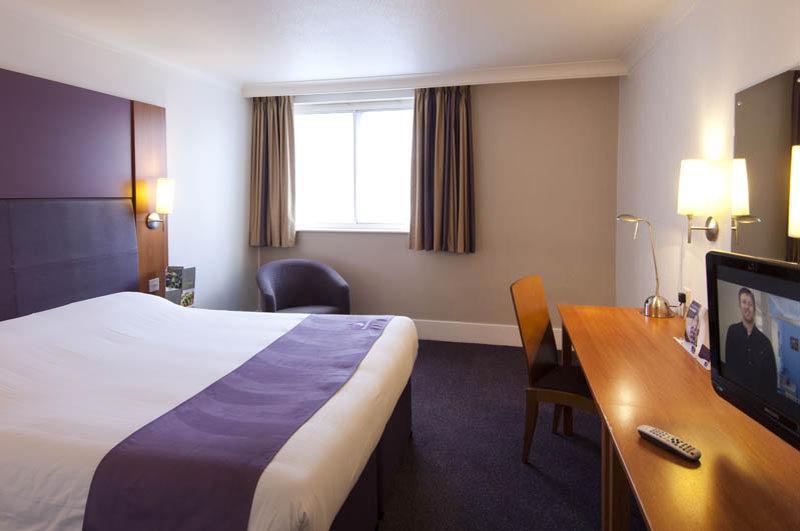 Premier Inn Dundee Centre מראה חיצוני תמונה