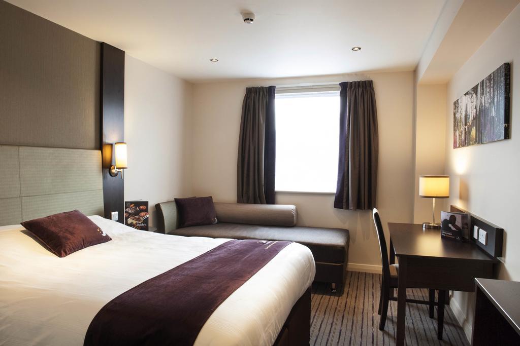 Premier Inn Dundee Centre מראה חיצוני תמונה