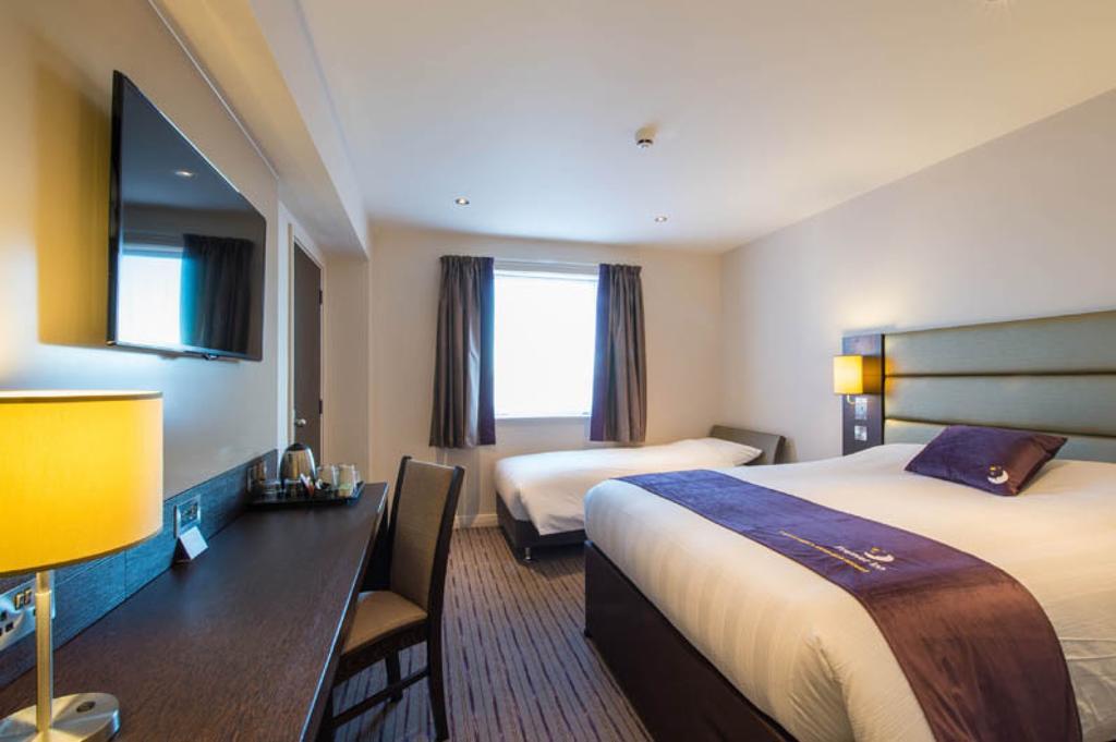 Premier Inn Dundee Centre מראה חיצוני תמונה