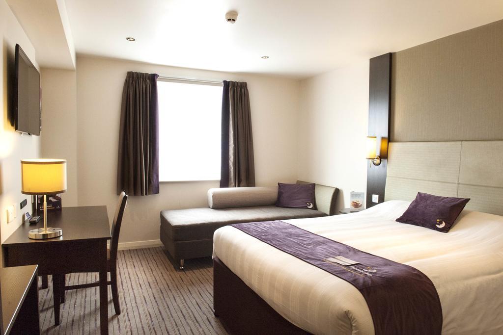 Premier Inn Dundee Centre מראה חיצוני תמונה
