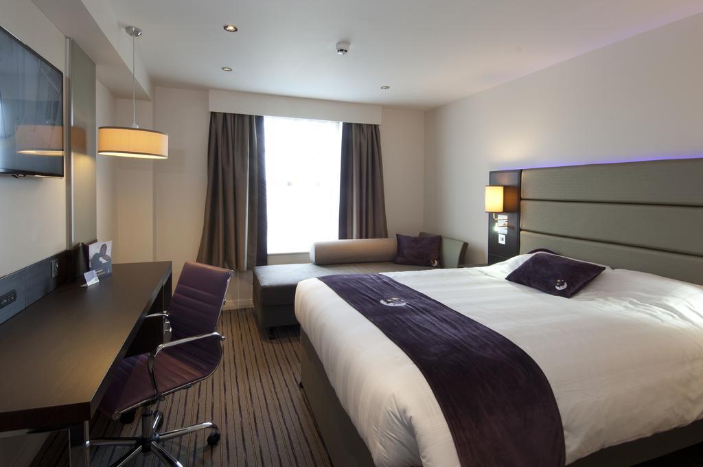 Premier Inn Dundee Centre מראה חיצוני תמונה